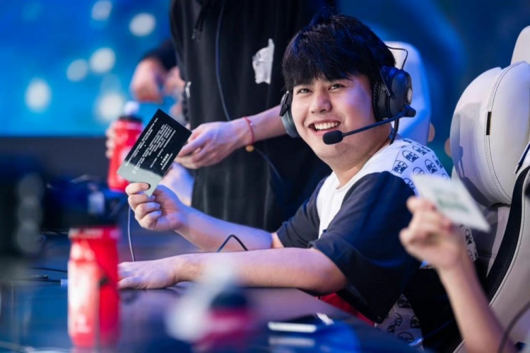 后推一年 后推一年