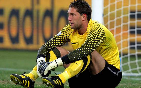 他不仅在内 他不仅在内